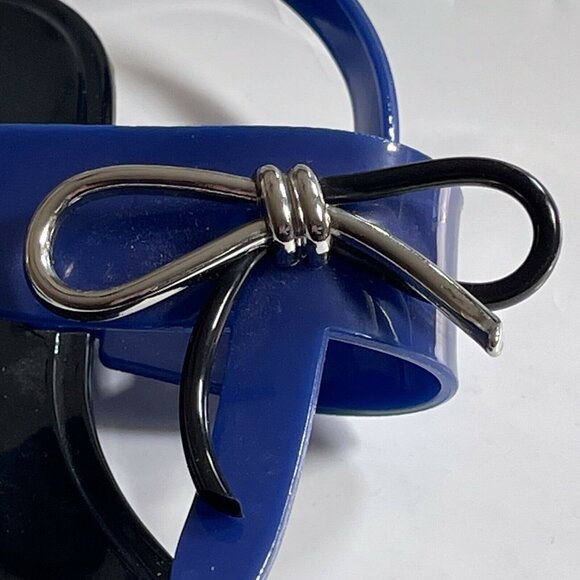 Tahari Womens Size 6 Blue & Black Jelly Sandals With Silver Bow Strap Detail - Picture 6 of 9